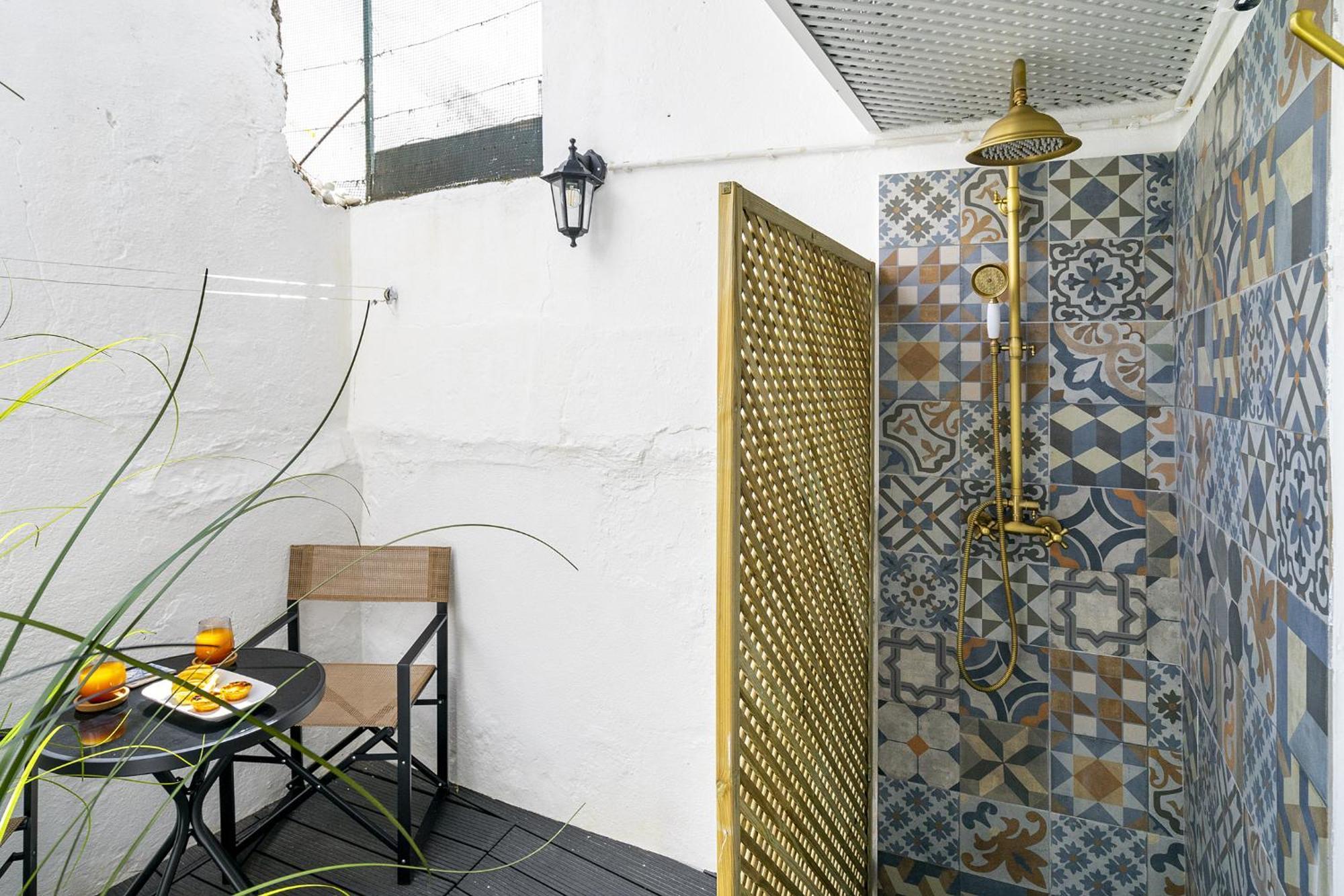 Whome Stylish Family Residence In The Heart Of Chiado Lissabon Exterior foto